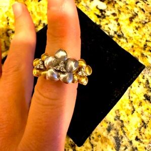 14K white and yellow gold floral ring with genuine diamonds